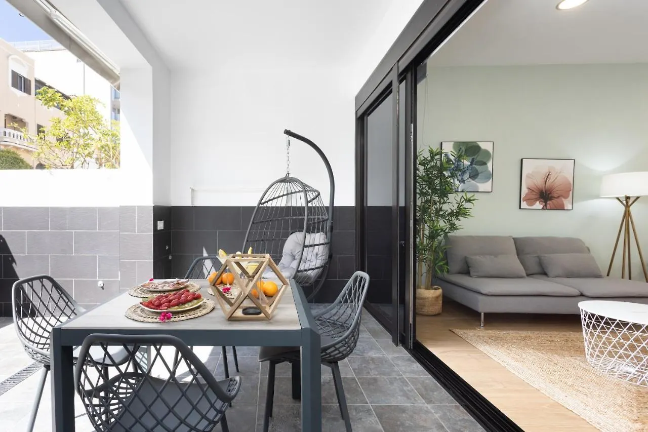 Sunnyland Santa Cruz Loft Parking Apartment  Santa Cruz de Tenerife